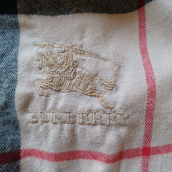 Scarf - Picture 4 of 4